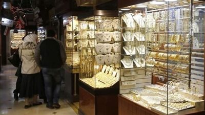 مراهقة على الماسنجر كاملة