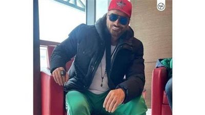 ملاحظة غريبة في صورة تامر حسني.. لن تصدق ماهي؟