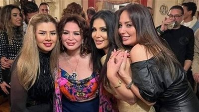 ملاحظة غريبة في صورة إلهام شاهين بعيد ميلادها