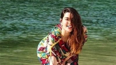 - ينفع تطلع تقولهم إنك مش موافق عشان أنا ماشية على حَ.ل شع.ري، وإنك شوفتني مع واحد قبل كدا.؟