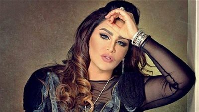 ڤضيحة كشفت بعد اشهر (الفيفا) أجبرت الفنانة بلقيس على خلع هذا الشيء في حفل ختام كأس العالم بقطر.. لن تتخيلوا ماهو!!