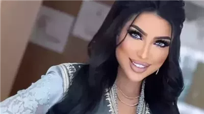 الفنانة دنيا بطمة تظهر بهذا الشكل الجديد