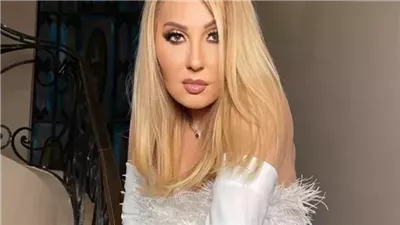 مش أي إنسان يقدر عليه..أخيراً نادية الجندي تكشف سر رشاقتها وجمالها !! لن تصدقوا ما تفعله الفنانة يومياً دون علم احد