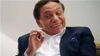 لن يعرفه احد.. أول صورة للزعيم عادل امام بعد تدهور حالته الصحية واعتزاله الفن رسمياً
