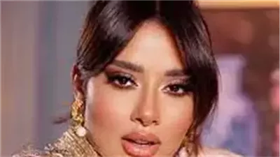 منقبة سعودية تفاجئ بلقيس فتحي والفنانة اليمنية ترد (فيديو)