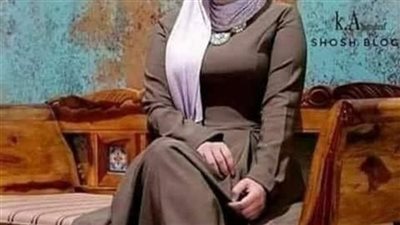 قصة امرأة لا تستطيع ان ترفع بصرها على زوجها لمدة ثلاثة شهور بعد ان قرأت دفتر ذكرياته