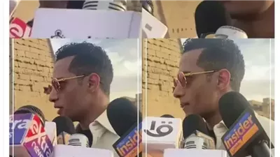 إعلامي يضرب محمد رمضان 