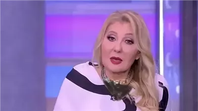 الوجه الأخر المصور الشخصي للفنانة “نادية الجندي” يكشف ماتفعله كل يوم في الخلوات ويصدم الجميع