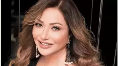 الفنانة ليلى علوي تكشف عن أمرصادم لعشاق الفنان القدير عادل إمام تتعلق بحالته الصحية المتدهورة !