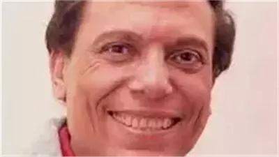 لن تصدقوا من هي الممثلة التي لم يستطيع عادل امام التمثيل معها إلا بعد إذن من زوجته.. هويتها ستفاجئكم حتماً !