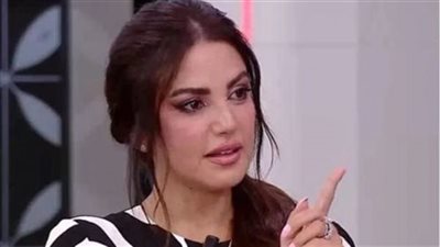 درة تكشف الوسط الفني وتعلن حقيقتهم.. ماكشفته الفنانة جعلت مصطفى الأغا متفاجئ من مدى صراحتها
