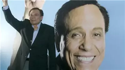 بعد حالة من الصدمة عاشها الوسط الفني.. يسرا تكشف هذا الشيء للزعيم عادل إمام