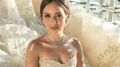 جميلة عوض تشارك جمهورها من شهر العسل