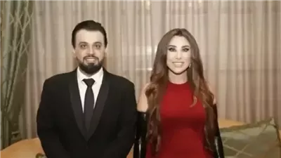 أكبر منه بكتيررر.. فارق العمر بين نجوى كرم وزوجها الجديد عمر الدهماني يثير جدلا واسعا