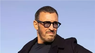 هذا ما قاله القيصر عن طليقته وهو على المسرح