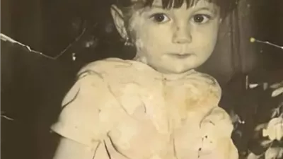هذا الطفل أصبح فنان شهير وزوجته ممثلة معروفة .. لن تتوقع من هو