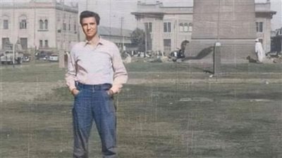 هذا الشاب أصبح من أشهر فناني مصر.. من هو؟