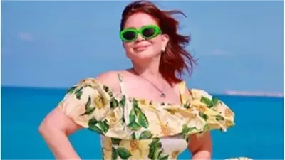 ملاحظة غير متوقعة في فستان إلهام شاهين تثير ضجة.. سعره خرافي
