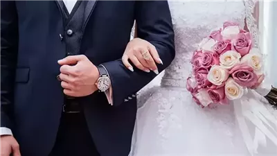 في ليلة زفافها طلقها وتركها ففعلت به هذا