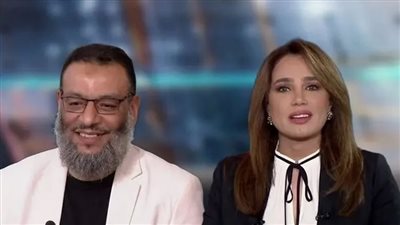 حوار بين مذيعة العربية والداعية وليد إسماعيل