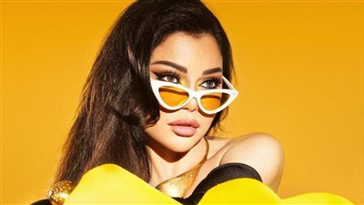 منع هيفاء وهبي من التمثيل والغناء في مصر