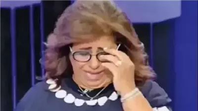 ليلى عبد اللطيف ټنهار بالبكاء وتثير قلق المواطنين بهذا الشيء!