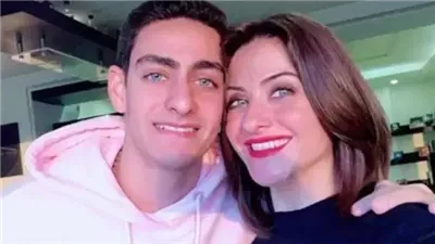 حتى لا تتعرض للمعاكسات رفقة ابنها في الشارع.. هيدي كرم تلتزم حدودها