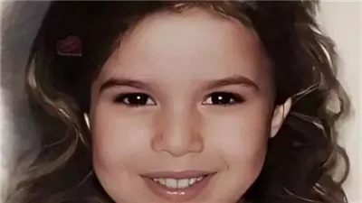 هذه الطفلة أصبحت فنانة شهيرة وزوجها نجم كبير.. خمن من هي؟