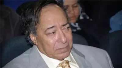 أصبح هيكل عظمي.. ظهور مفزع للفنان الكبير صلاح السعدني يصدم الجمهور.. ماذا حدث له؟!