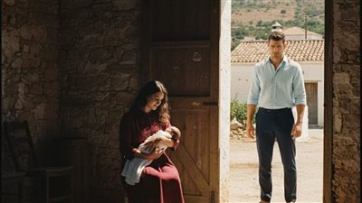 حبستُ زوجتي لإرضاء أمّي… وفي الصباح اختفت ومعها كلّ شيء